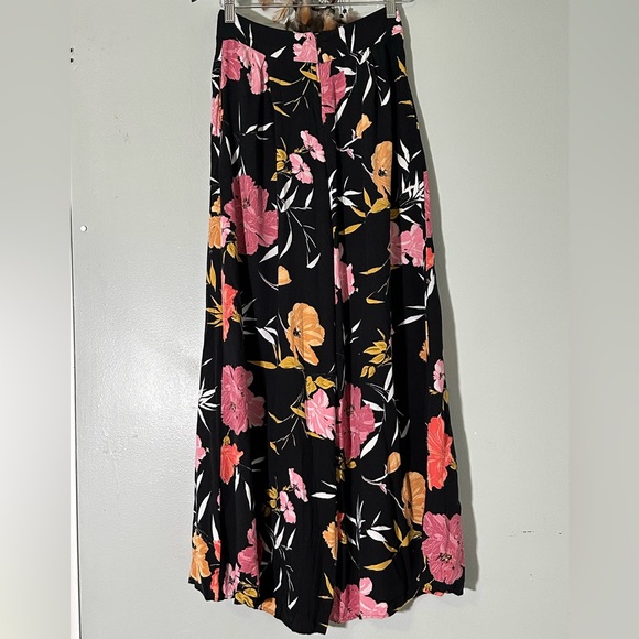 Guess Womens Charissa High Waist Pleated Floral Wide Leg Pants Size 2 Pockets - Picture 8 of 12